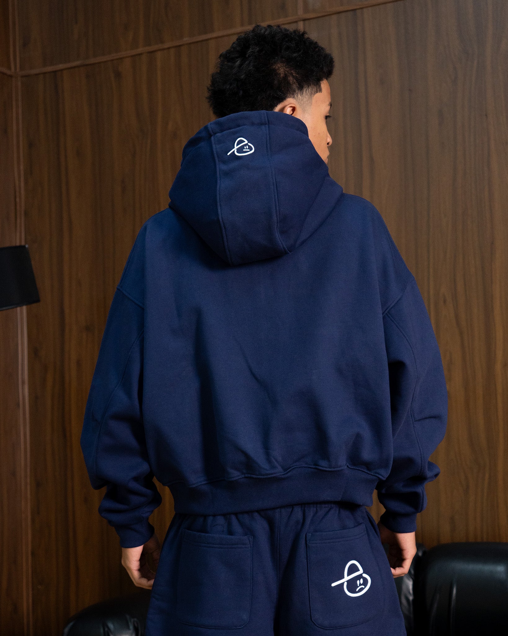 ESSENTIALS ZIP UP - NAVY